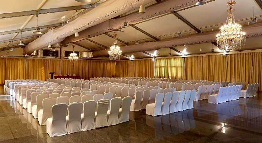 Hotel Green Park Visakhapatnam