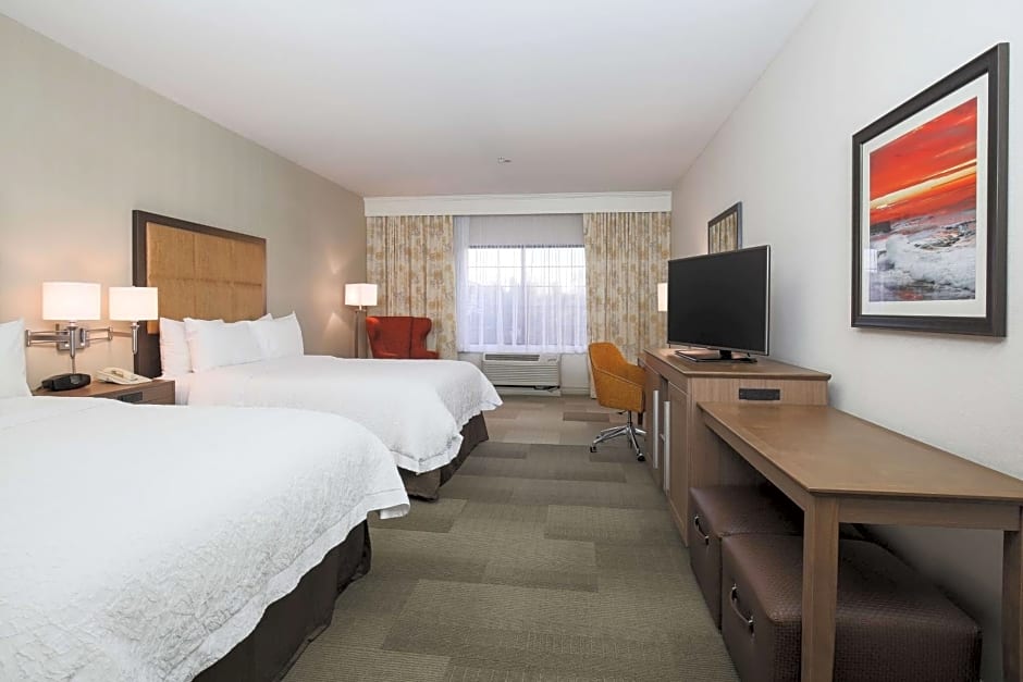 Hampton Inn By Hilton & Suites Camarillo