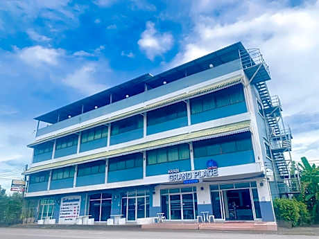 Krabi Grand Place Hotel