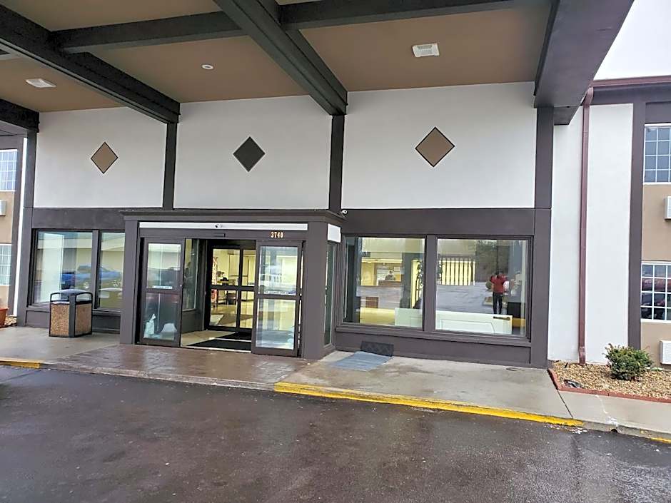 Royal Inn Hotel