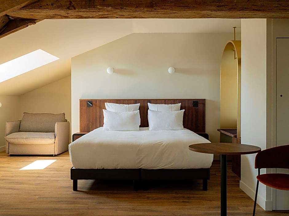 Hôtel Fort St Laurent Lyon - Handwritten Collection