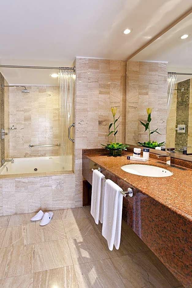 Hotel Windsor House Inn By GEH Suites