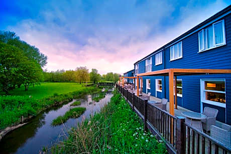 The Bridge House; BW Signature Collection