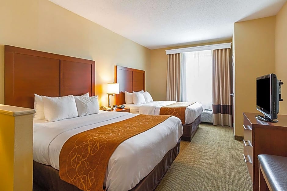 Comfort Suites Twinsburg