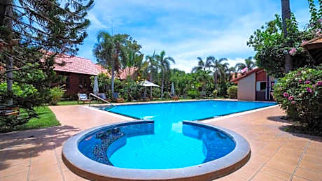 Bangsaray Village Resort