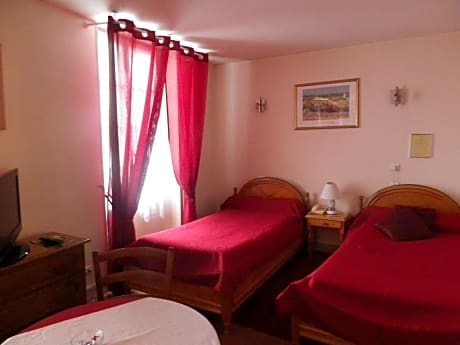 Twin Room with Shower