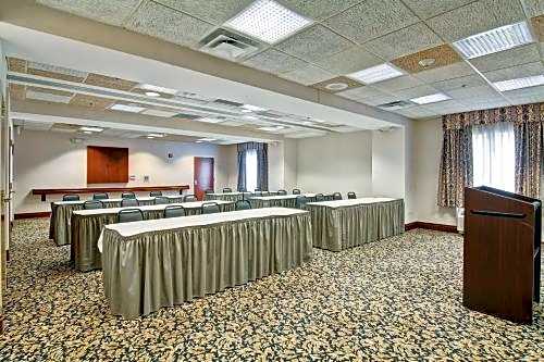 Hampton Inn By Hilton & Suites Leesburg