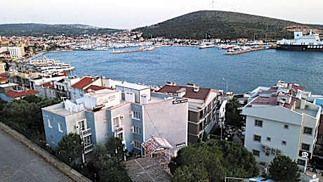 Minerva Port Hotel