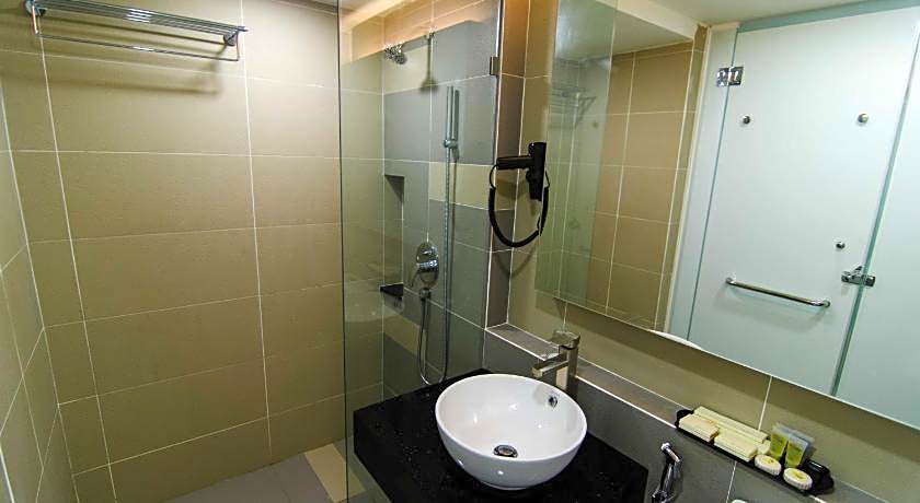 Mornington Hotel Waterfront Lumut
