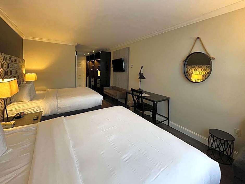 The Century House, Ascend Hotel Collection