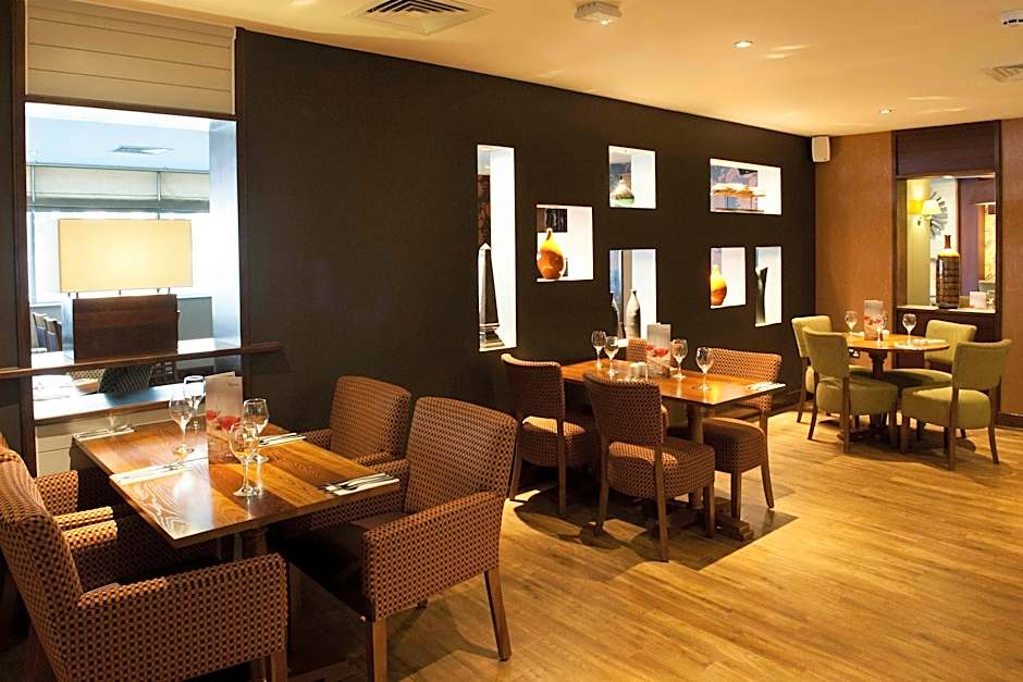 Premier Inn Lincoln City Centre