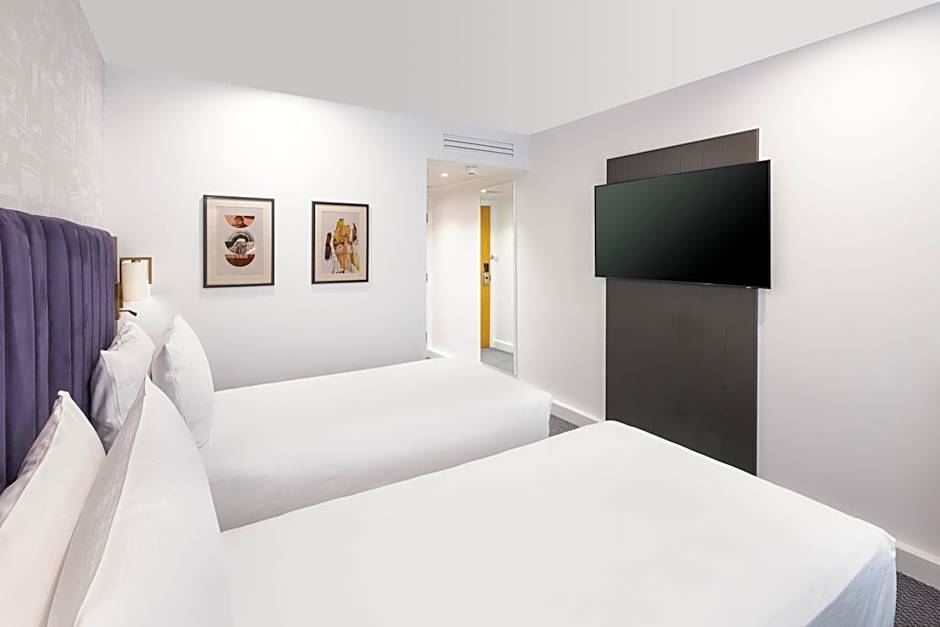 DoubleTree By Hilton Manchester Piccadilly Place