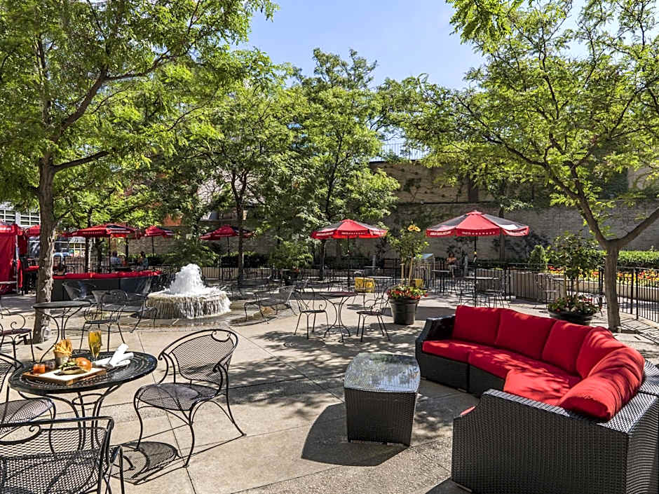 Chelsea Hotel Toronto