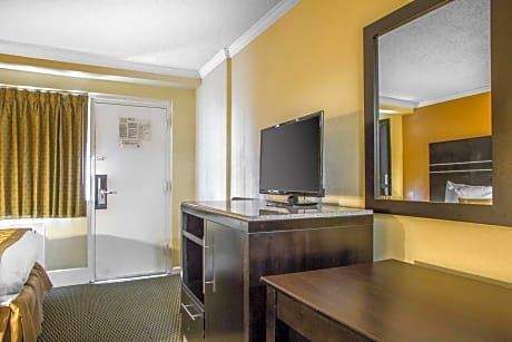 Double Room with Two Double Beds - Smoking