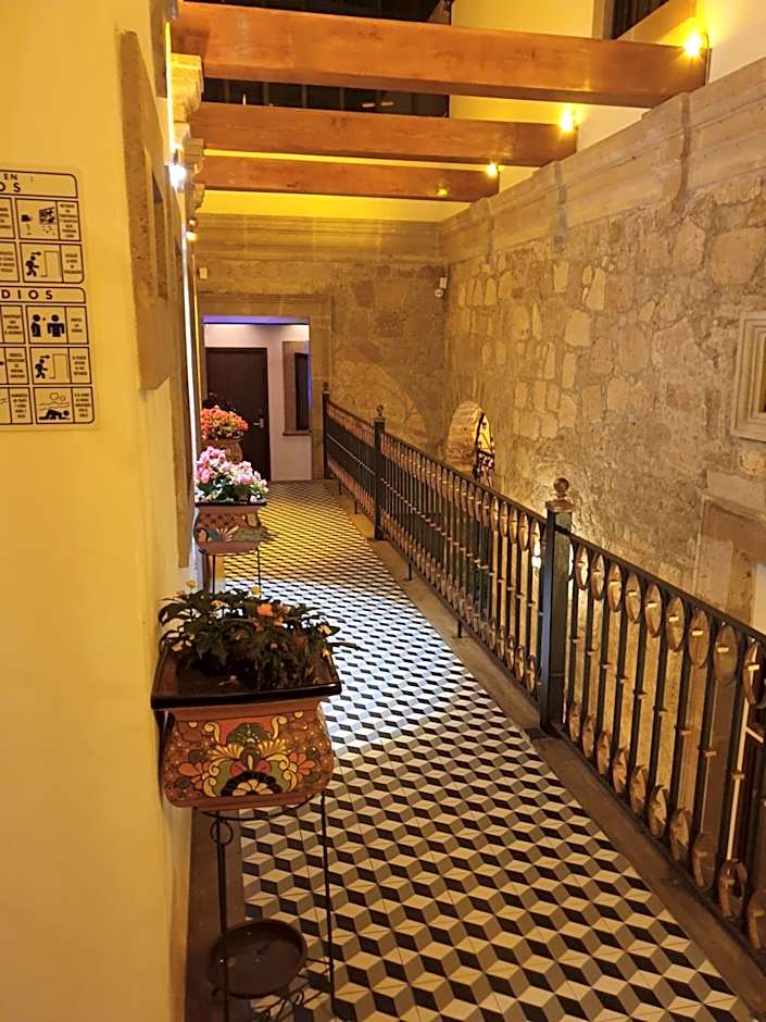 Hotel Don Carlos