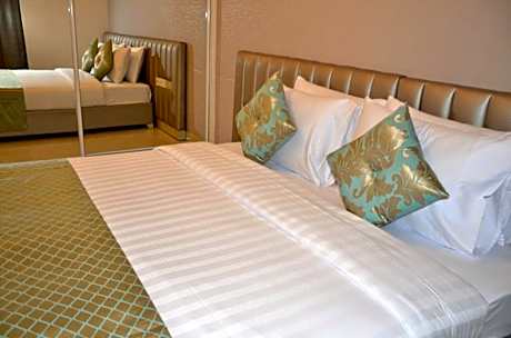 One-Bedroom Suite
