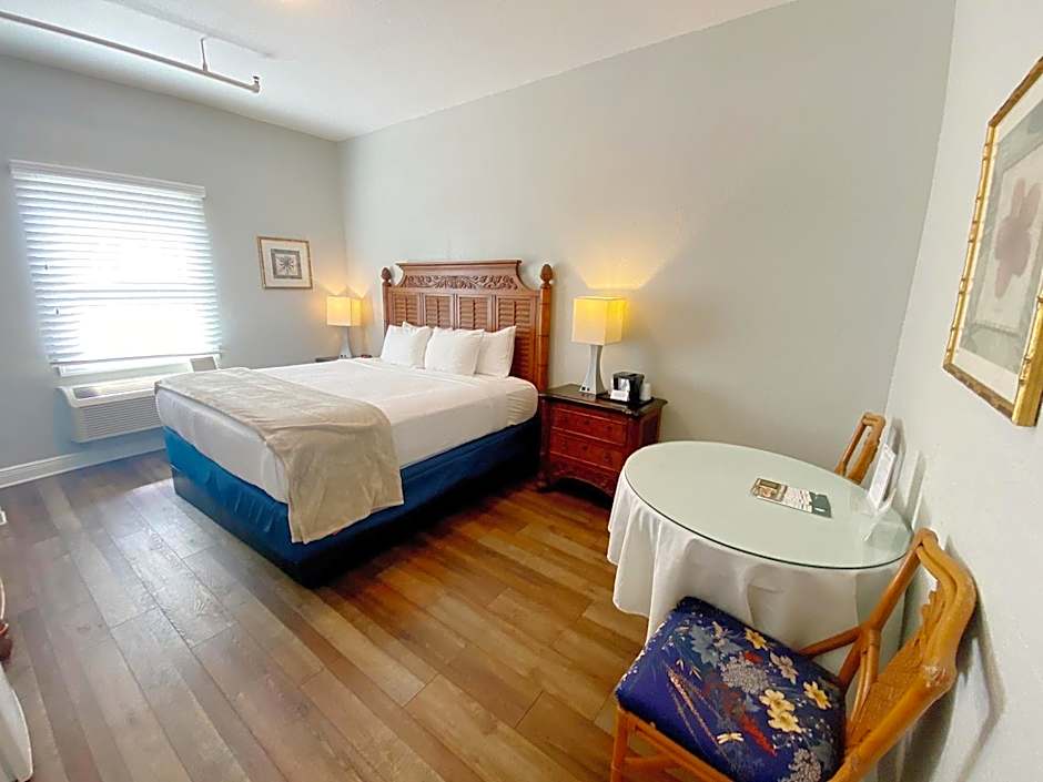 Crystal Bay Historic Hotel