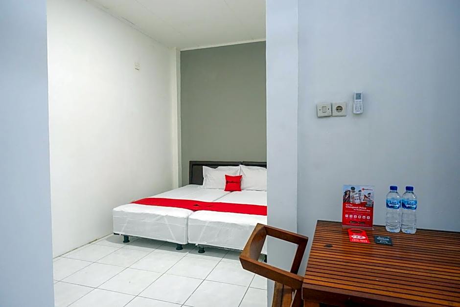 KoolKost Syariah near Universitas PGRI Semarang - Minimun Stay 6 Nights