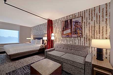 1 Queen Accessible Bathtub Studio Nonsmoking