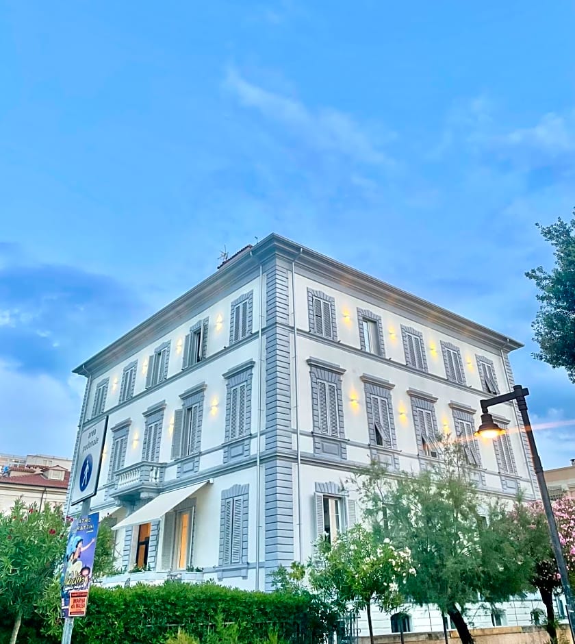 Hotel Tirreno