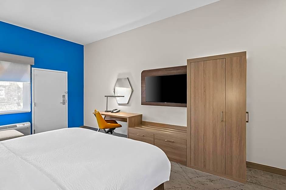 Holiday Inn Express Monticello By IHG