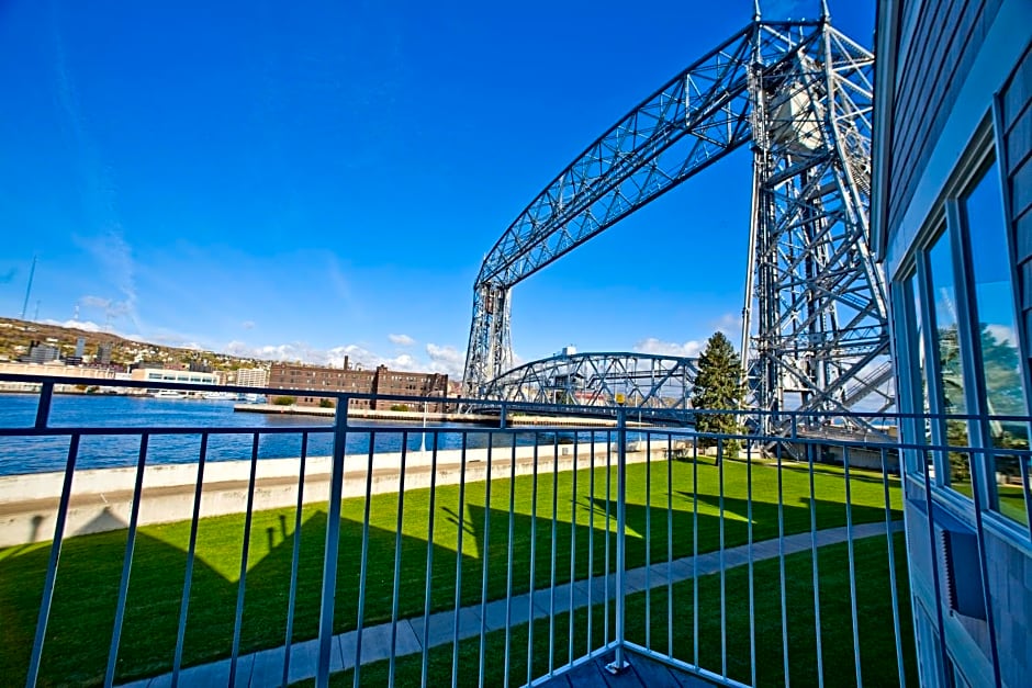 South Pier Inn