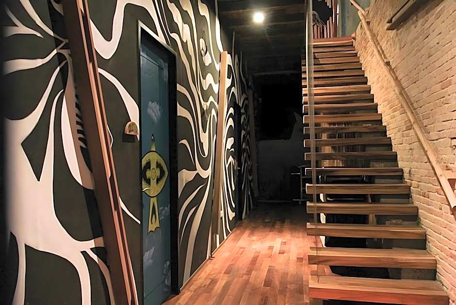 The Happy 8 Retreat @ Old Town