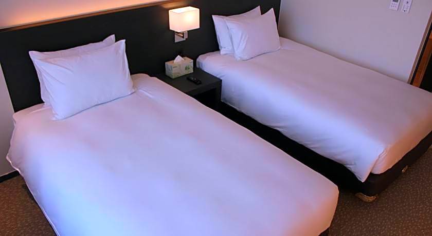 Geoje Artnouveau Suite Hotel