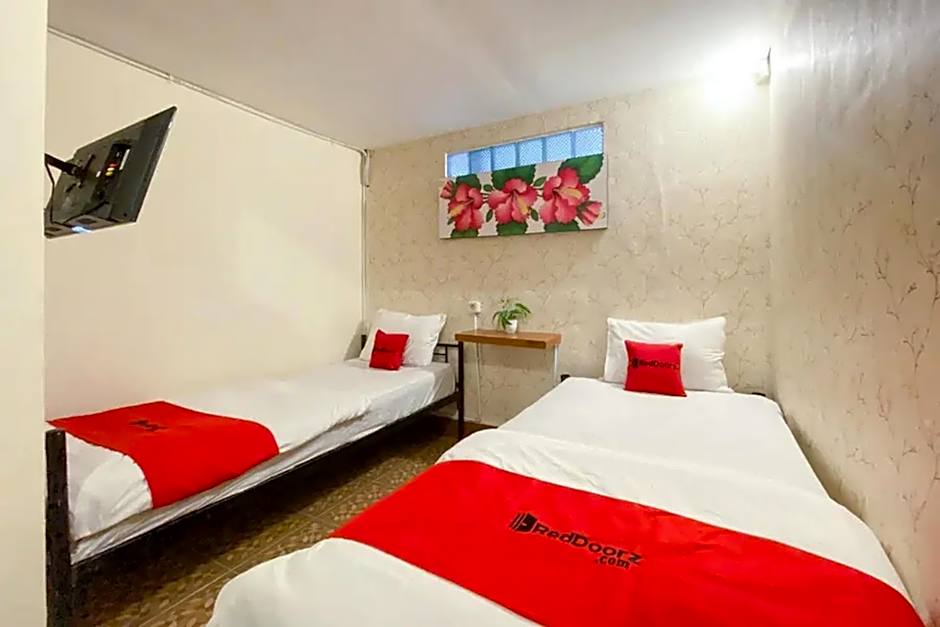 RedDoorz Syariah at Prapen Jaya Surabaya