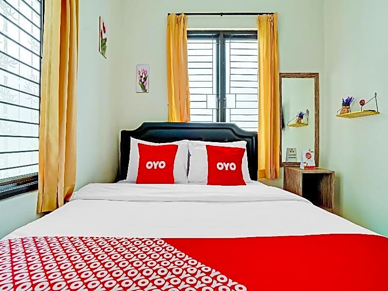 OYO Life 90211 I-sidji Inn