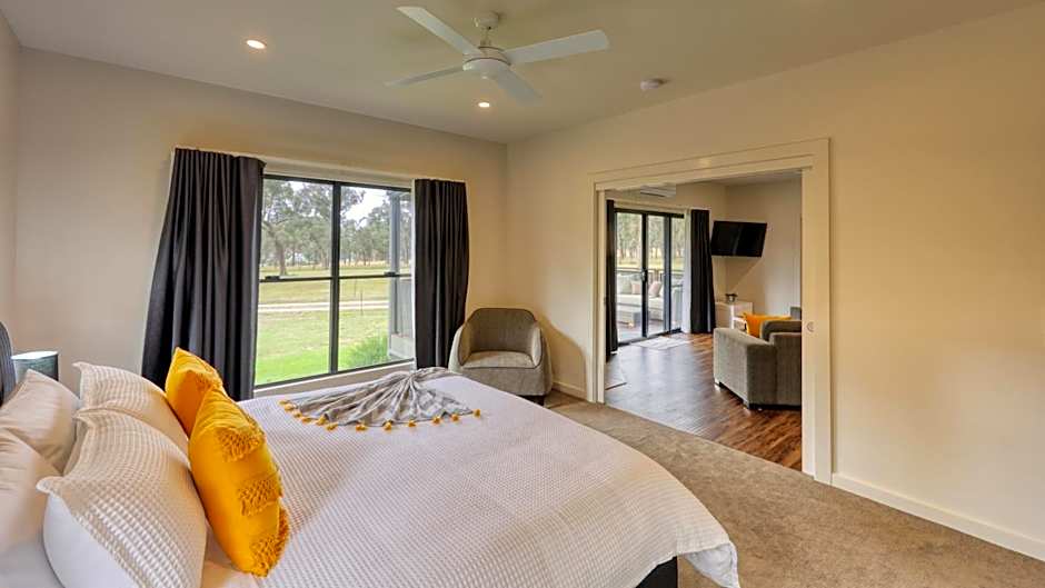 Quaffers on Storm King