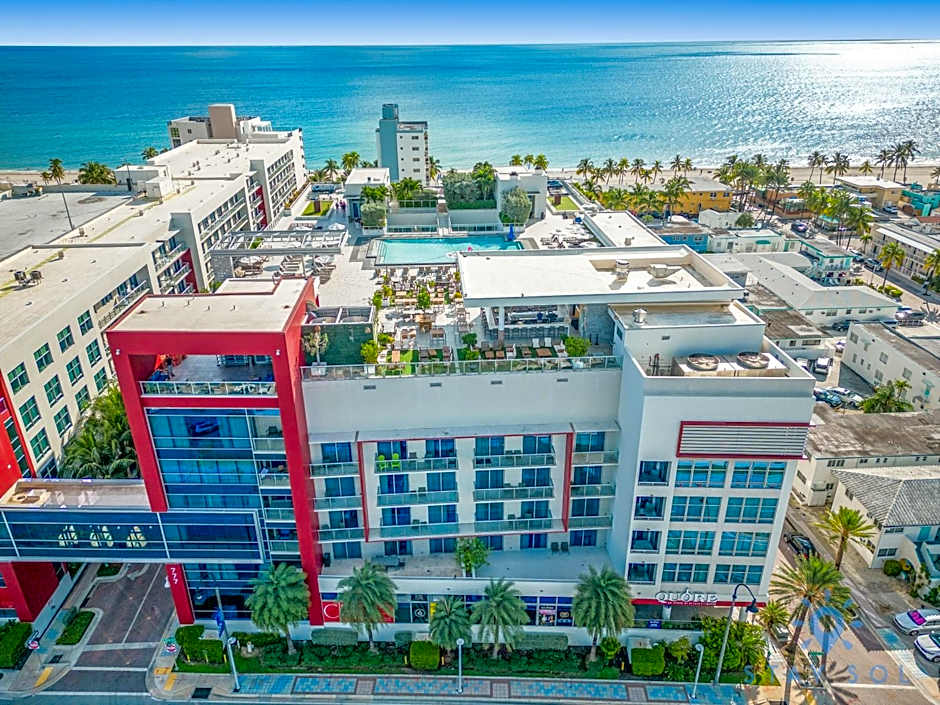 New Studio - Hollywood Beach Bliss for 2
