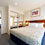 Canberra Parklands Central Apartment Hotel