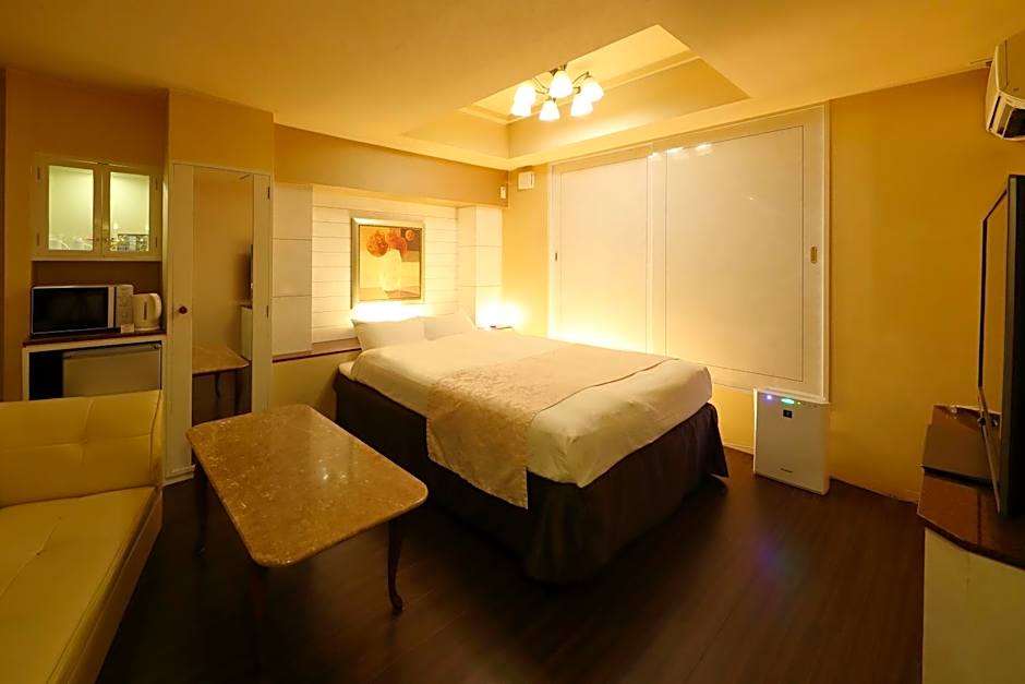 Hotel Fine Olive Kyoto Yamashina (Adult Only)