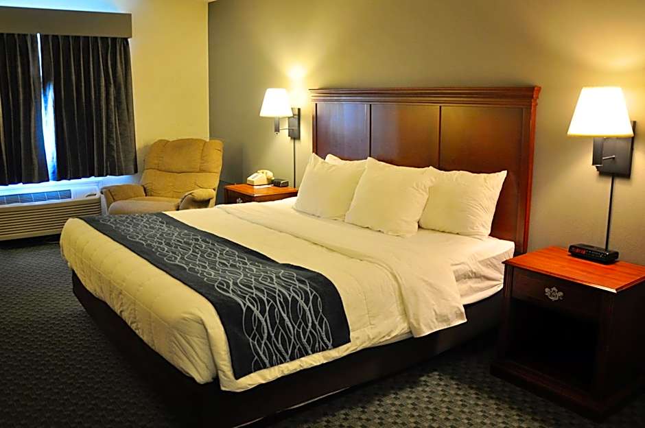 Dunes Express Inn and Suites
