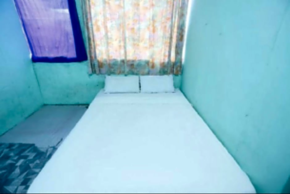 SPOT ON 92715 Joyoakis 2 Homestay Syariah