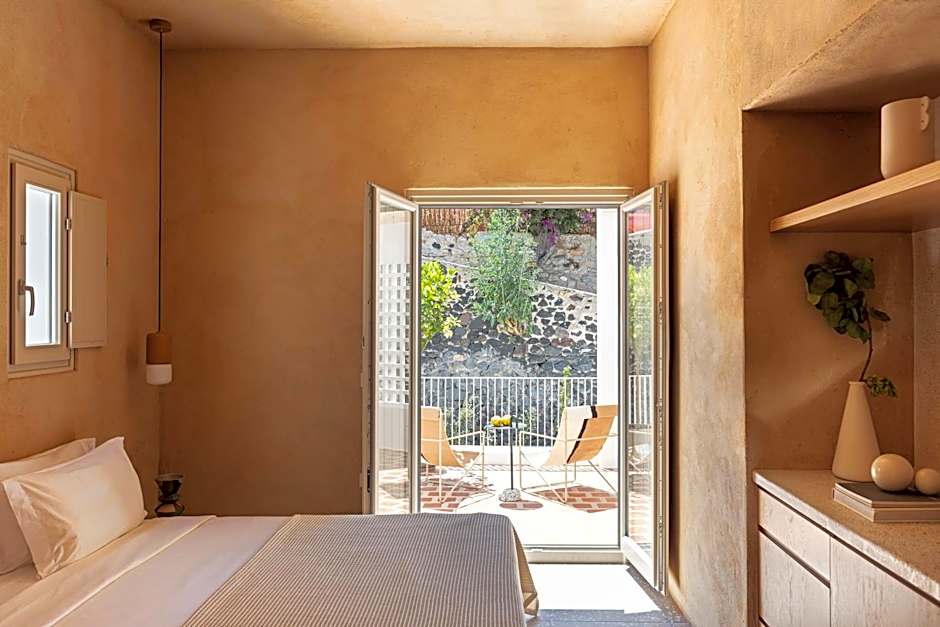 Ethos Vegan Suites Fira, Santorini