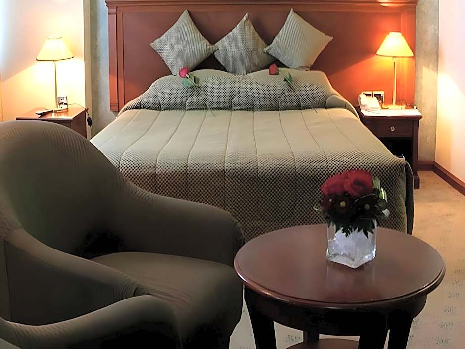 Royal Qatar Hotel