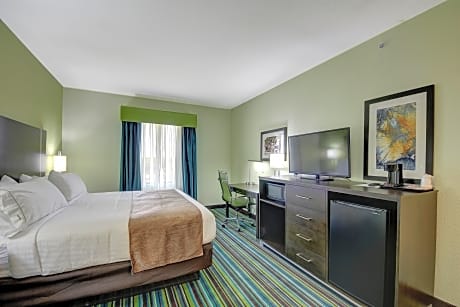 Deluxe King Bed