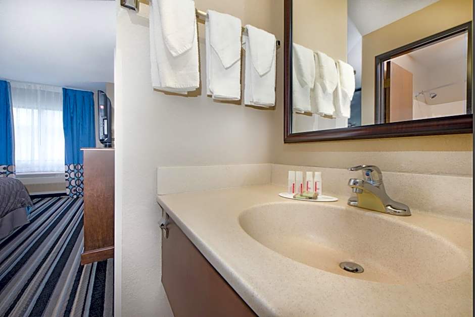 Super 8 by Wyndham Fairfield