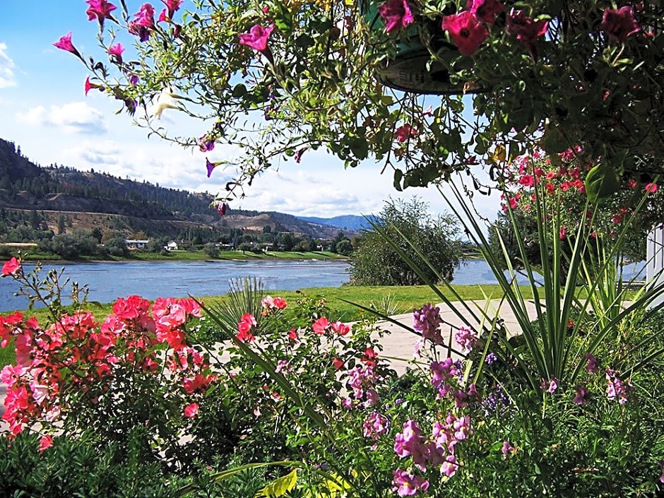 South Thompson Inn & Conference Centre