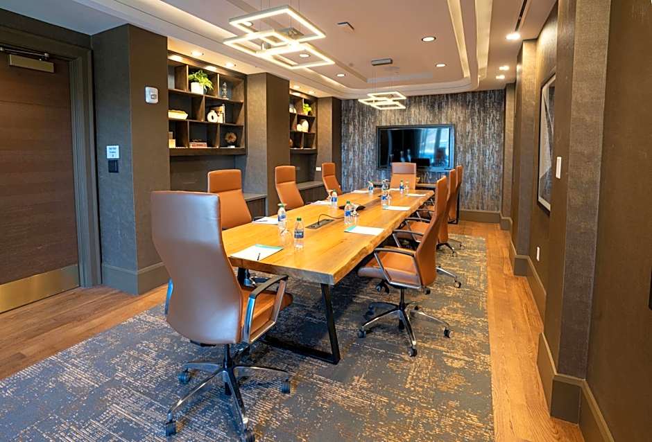 Hotel Indigo - Columbus at Riverfront Place By IHG