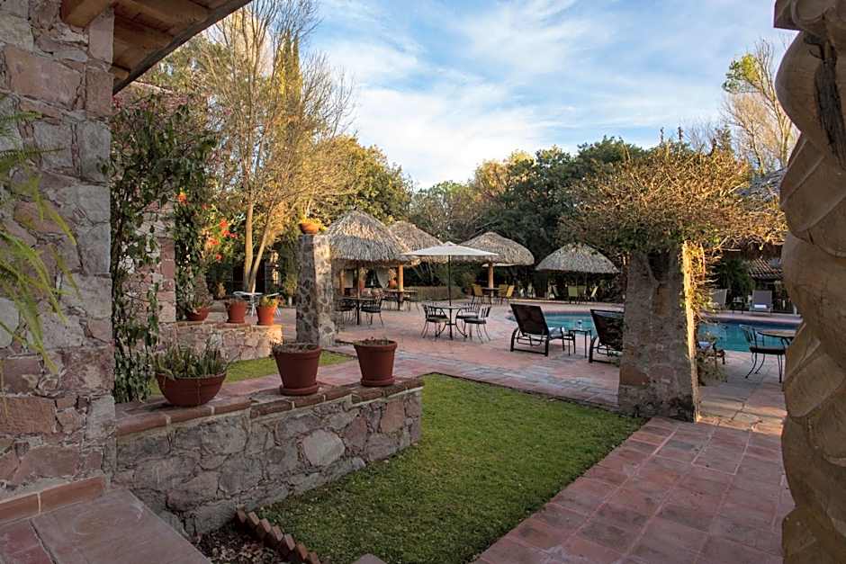 Atotonilco Hotel & Club