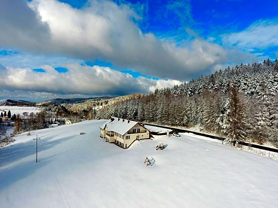 Dwór i Dworek Leszczowate Wellness & Spa