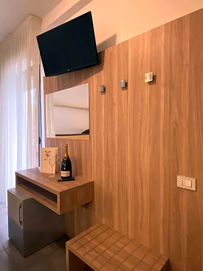 CASA MAJOR Hotel & Appartamenti CERVIA