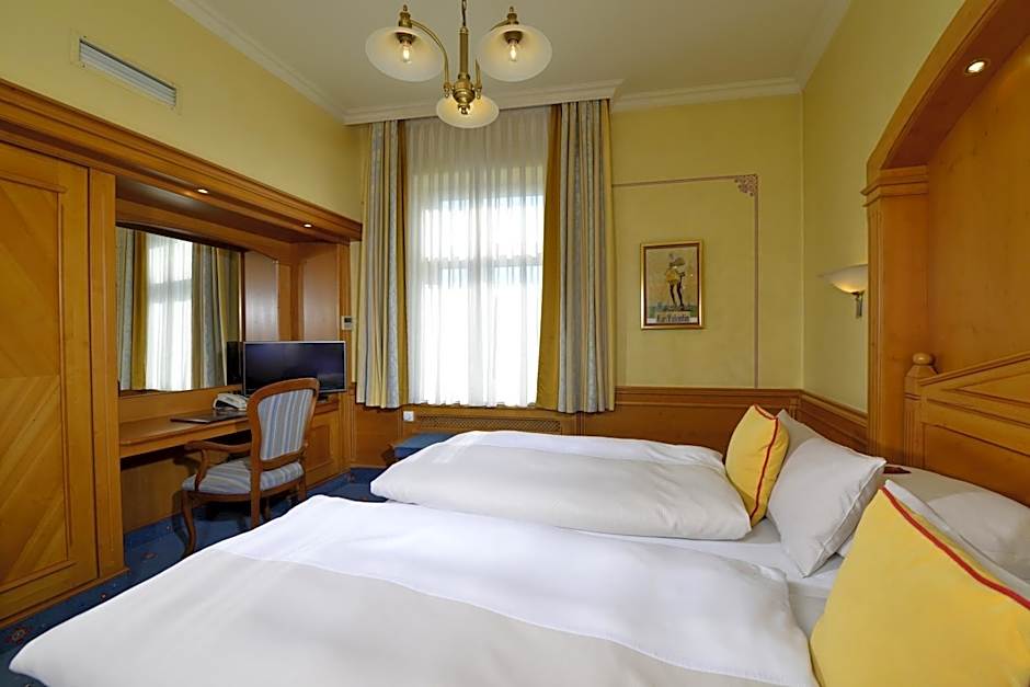 Hotel Torbraeu