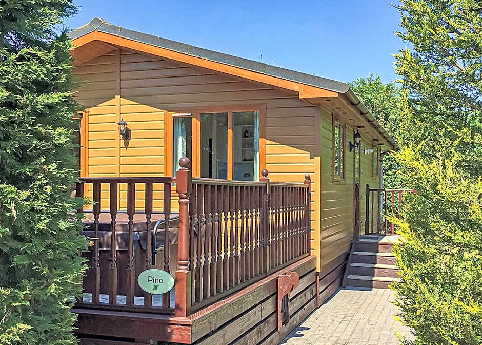 Hollybrook Lodges