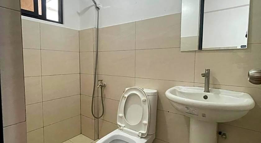 The Palines Apartment Hotel - Muntinlupa Near Evia