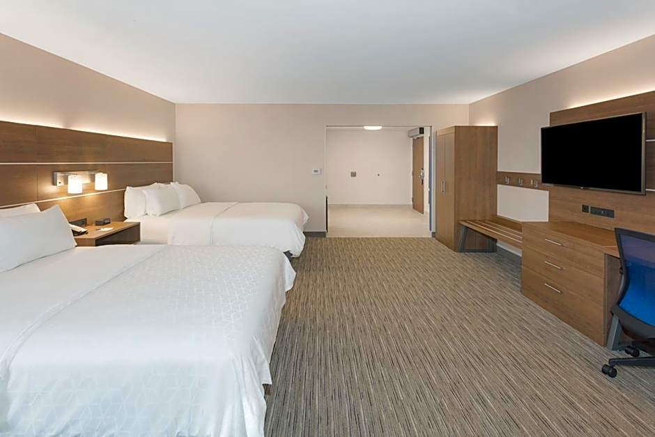 Holiday Inn Express & Suites Downtown Ottawa East by IHG