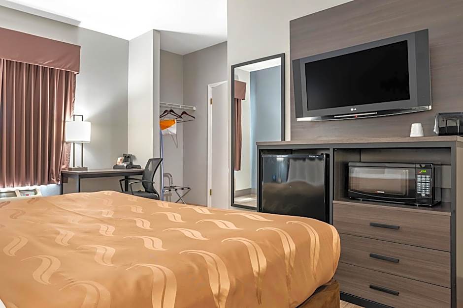 Quality Inn & Suites Demopolis